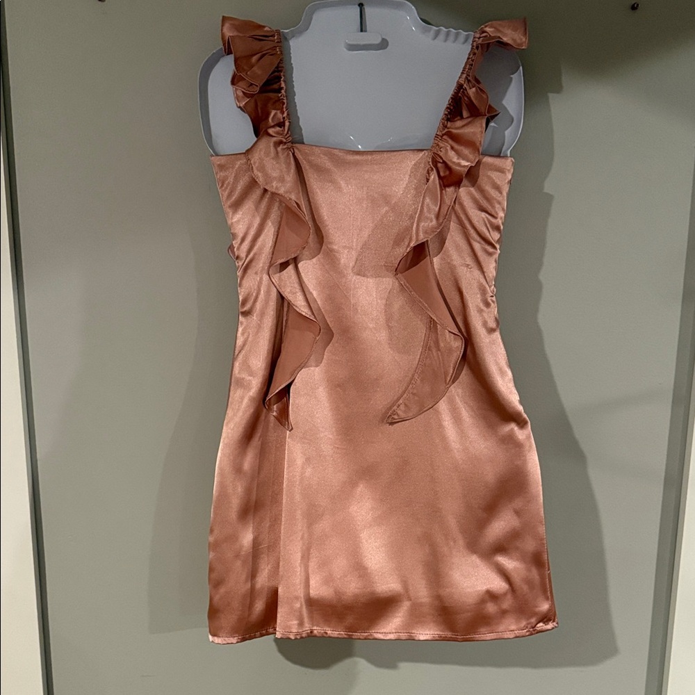 Elegant Satin Dress Blush color - Picture 2 of 7